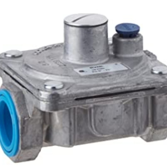 Maxitrol RV48L Liquid Propane Pressure Regulator, 1-1/16" In and Out Opening - Picture 1 of 4